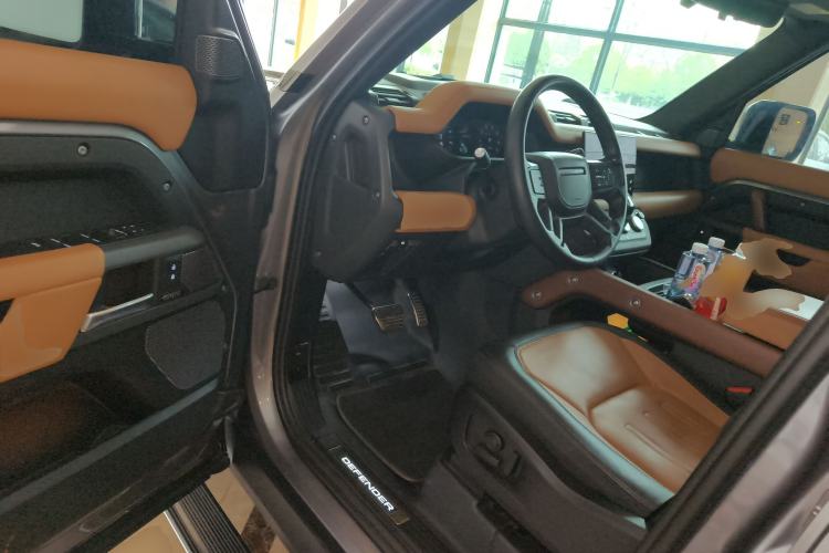 Used Land Rover Defender 2023 Facelift 110 3.0T P400 X
