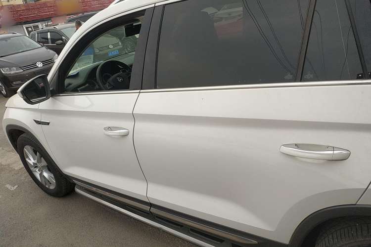 Used Skoda Kodiaq 2017 TSI330 7-Seater Two-Wheel-Drive Luxury Edition
