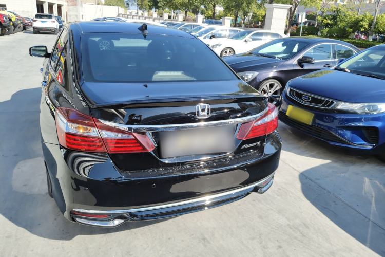 Used Honda Accord 2016 Hybrid 2.0L Sharp Edition
