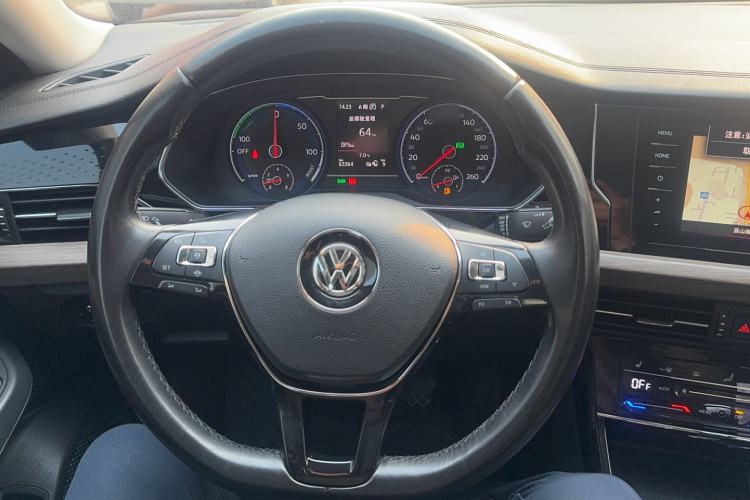 Used Volkswagen Passat New Energy 2020 430 PHEV Hybrid Luxury Edition China VI Standard
