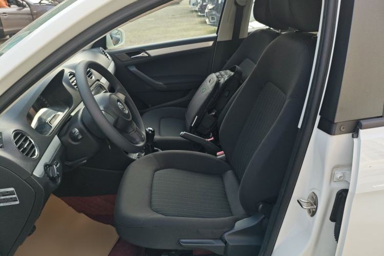 Used Volkswagen Jetta 2015 Zhuihui Edition 1.6L Manual Comfort Model