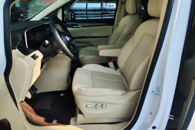 Used Buick GL8 New Energy 2025 Lu Shang Luxury Edition 7-Seater