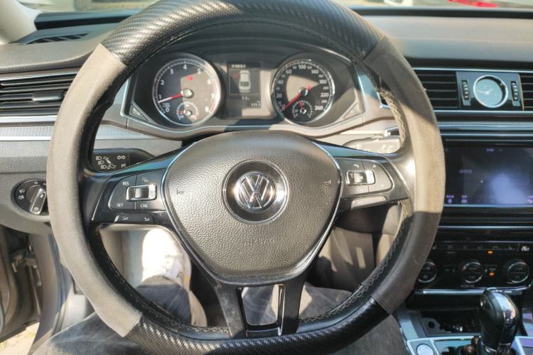 Used Volkswagen Passat 2016 330TSI DSG Prestige Edition
