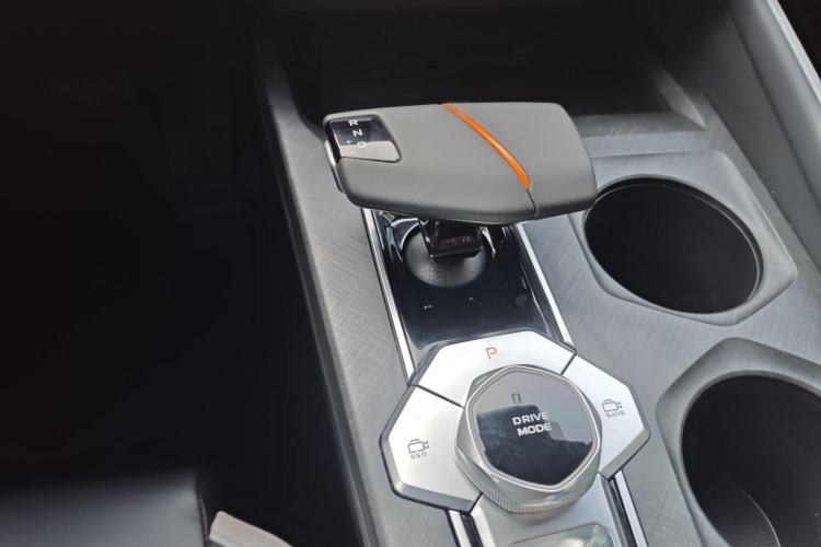 Used Changan UNI-V 2023 1.5T Prestige Model
