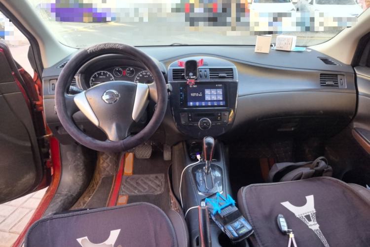 Used Nissan Tiida 2014 1.6L CVT Cool Cafe Edition