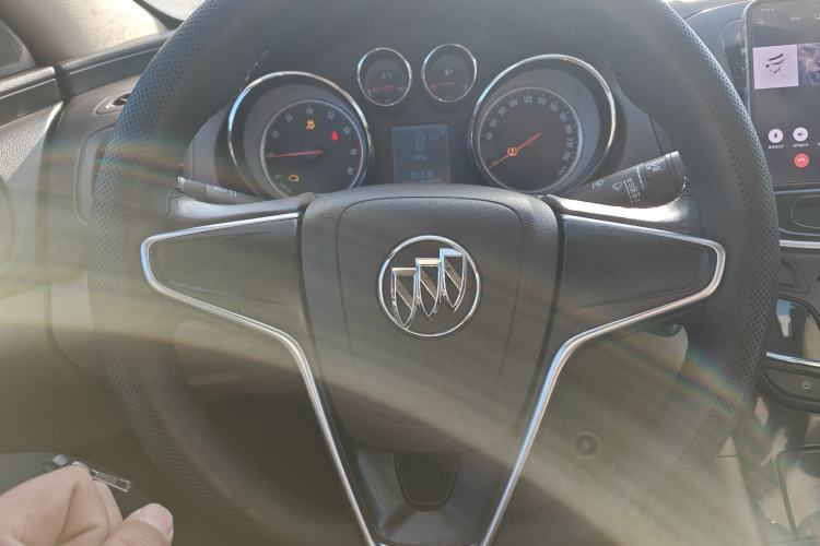 Used Buick Regal 2014 2.0L Leading Fashion Edition