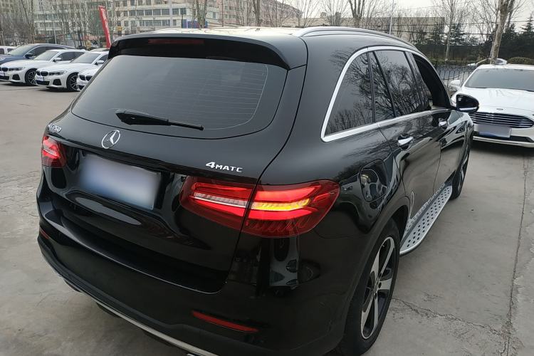 Used Mercedes-Benz GLC 2018 GLC 260 4MATIC Luxury Model