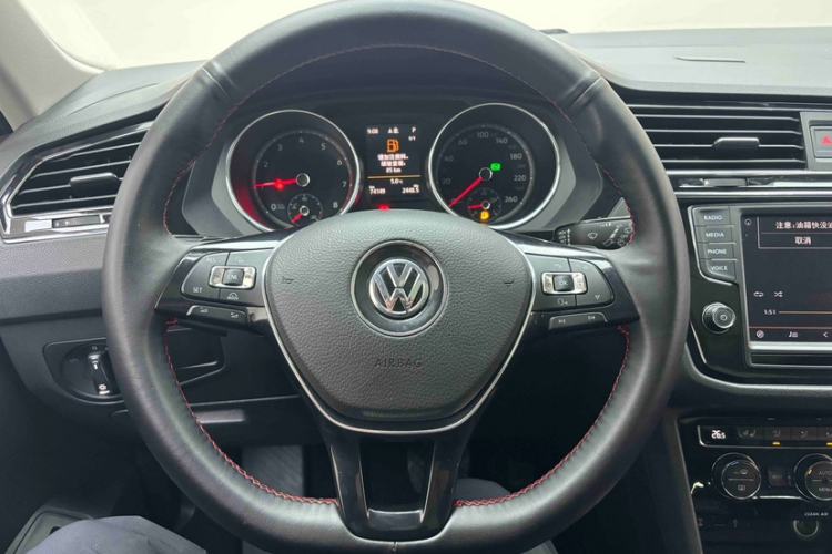 Used Volkswagen Tiguan L 2018 330TSI Automatic Two-Wheel Drive Flagship Edition
