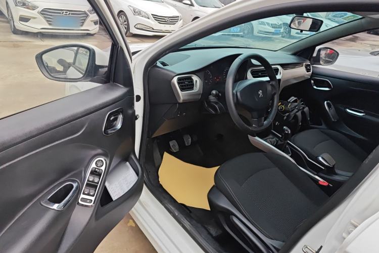 Used Peugeot 301 2016 1.6L Manual Happiness Edition
