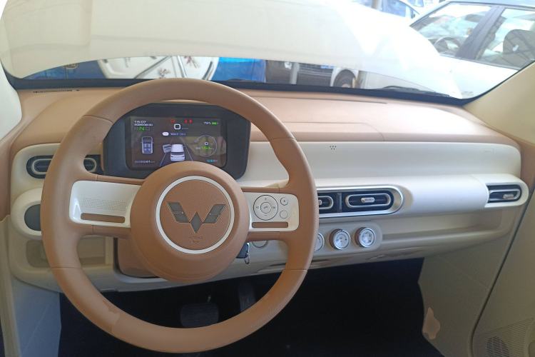 Used Wuling Hongguang MINIEV 2024 3rd Generation 215km Youth Edition
