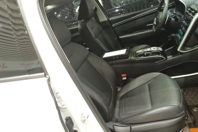 Used Hyundai Tucson 2023 Tucson L 1.5T Automatic Two-Wheel Drive DLX Luxury Edition