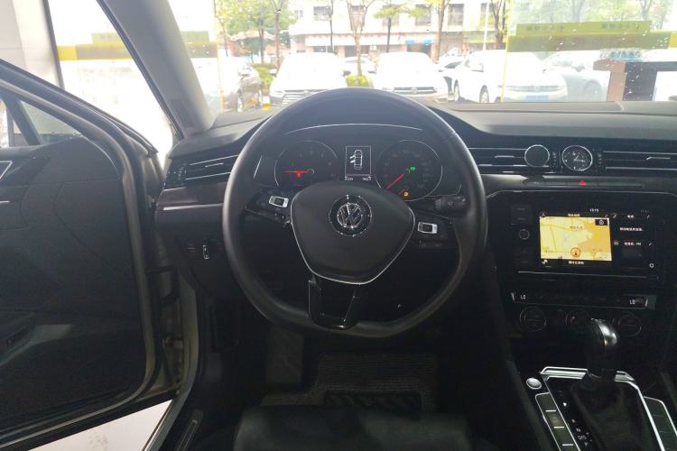 Used Volkswagen Magotan 2019 330TSI DSG Luxury Version China VI Standard