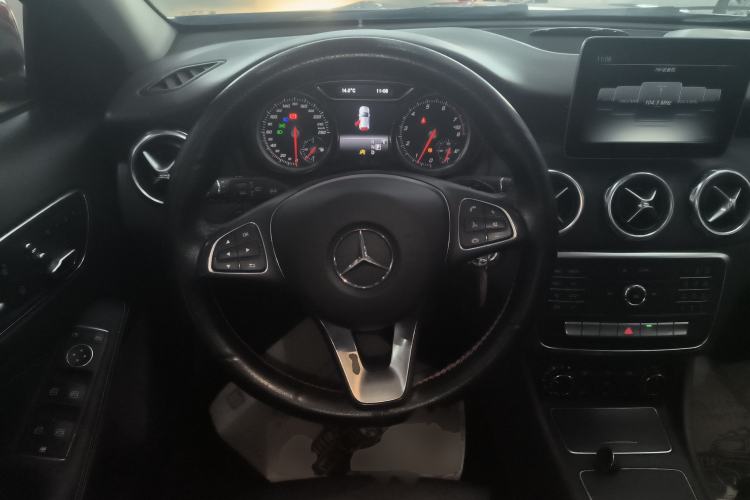 Used Mercedes-Benz GLA 2017 GLA 200 Sport Edition
