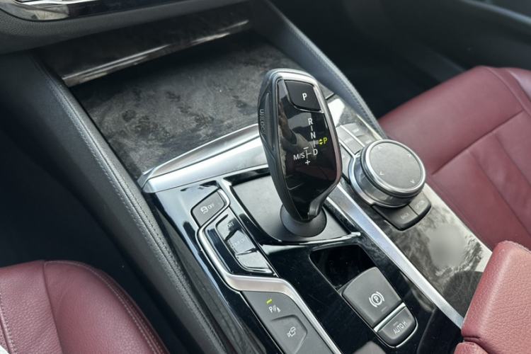 Used BMW 5 Series 2018 530Li Luxury Edition M Sport Package