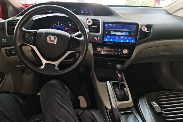 Used Honda Civic 2016 1.8L Automatic Comfort Version
