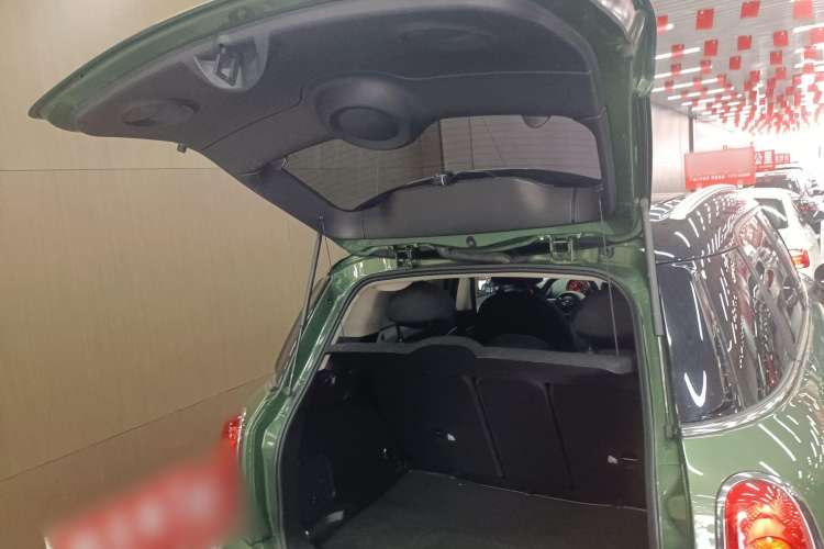 Used  Countryman 2014 1.6L COOPER Fun
