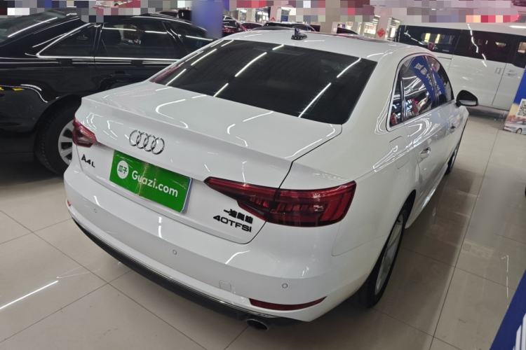 Used Audi A4L 2017 Plus 40 TFSI Ambition Model
