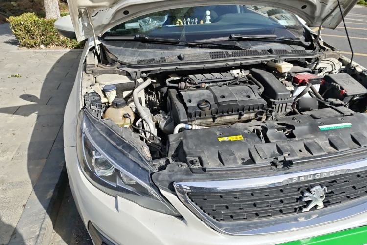 Used Peugeot 308 2016 1.6L Automatic Fashion Edition
