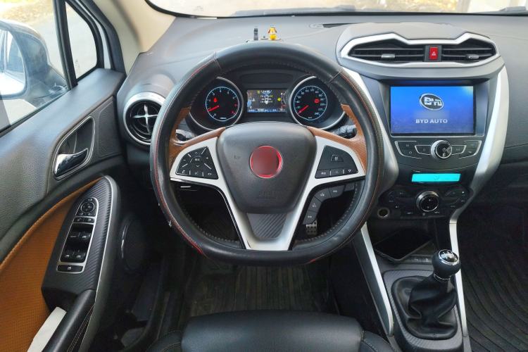 Used BYD Yuan 2017 1.5L Manual with Panoramic Sunroof
