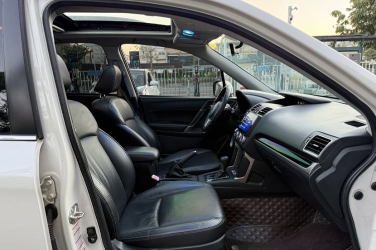 Used Subaru Forester 2016 2.0i Fashion Navigation Edition
