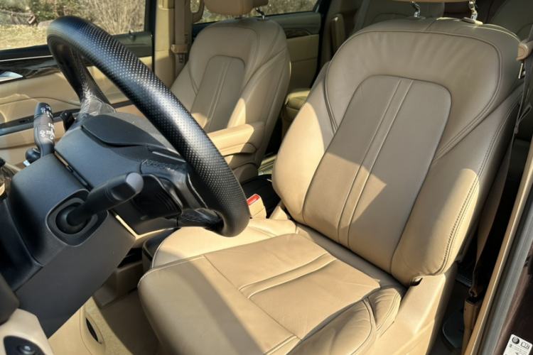 Used Buick GL8 2017 ES 28T Luxury Model China V Standard