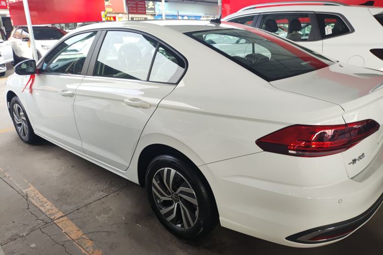 Used Volkswagen Bora 
