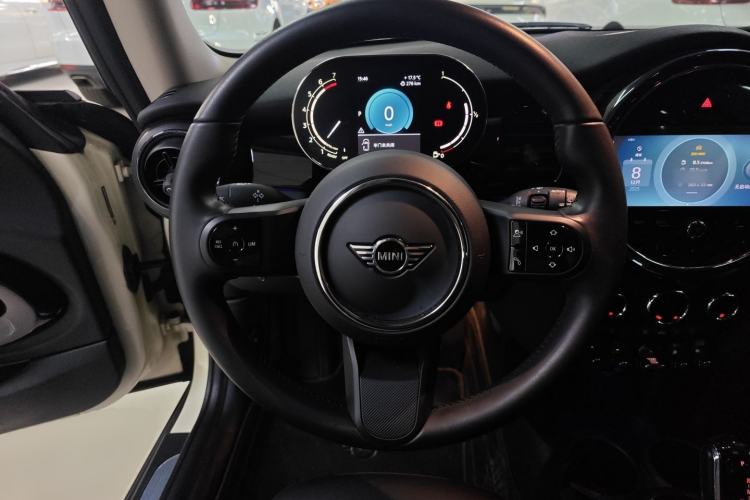 Used  MINI 2022 Updated 1.5T COOPER Classic Edition