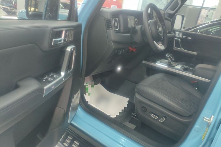 Used  T01 2025 2.0T Changfeng
