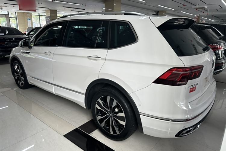 Used Volkswagen Tiguan L 2022 330TSI Automatic Two-Wheel Drive R-Line Enhanced Edition