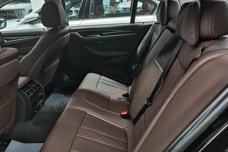 Used BMW 5 Series 2022 Second Facelift 525Li Luxury Package
