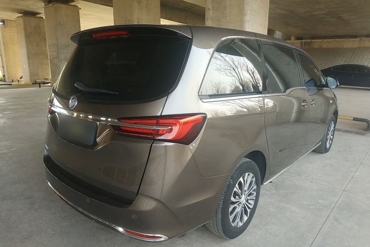 Used Buick GL8 2023 Land Executive Class Comfort Model
