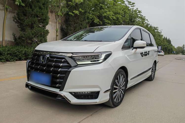 Used Honda Elysion 2022 2.0L eHEV Luxury Edition
