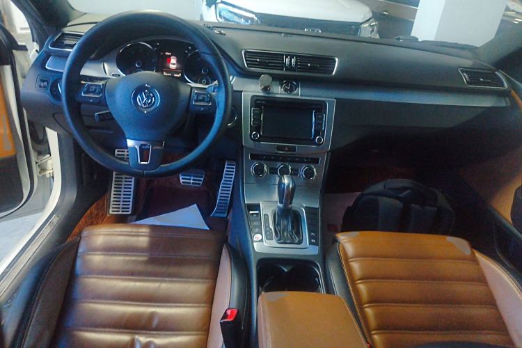 Used Volkswagen FAW-Volkswagen CC 2015 2.0 TSI Luxury Model
