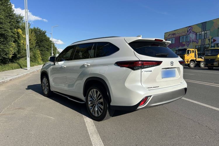 Used Toyota Highlander 2024 2.5L Smart Electric Hybrid Dual-Motor All-Wheel-Drive Luxury 7-Seater
