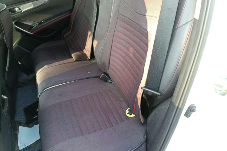 Used Changan CS55 2017 1.5T Manual Colorful Edition
