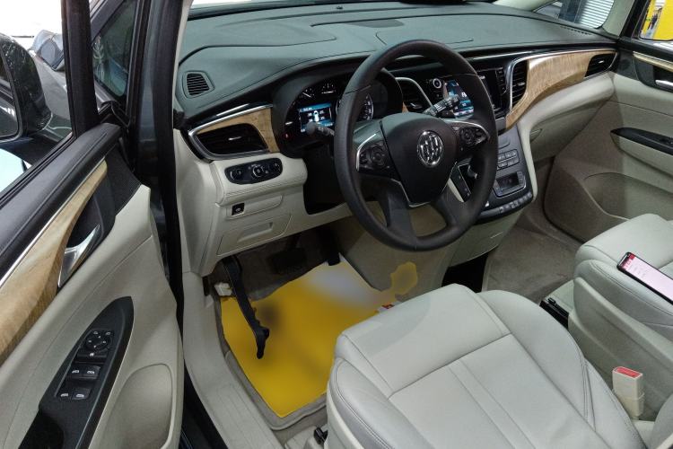 Used Buick GL8 2017 ES 28T Comfort Model China V Standard
