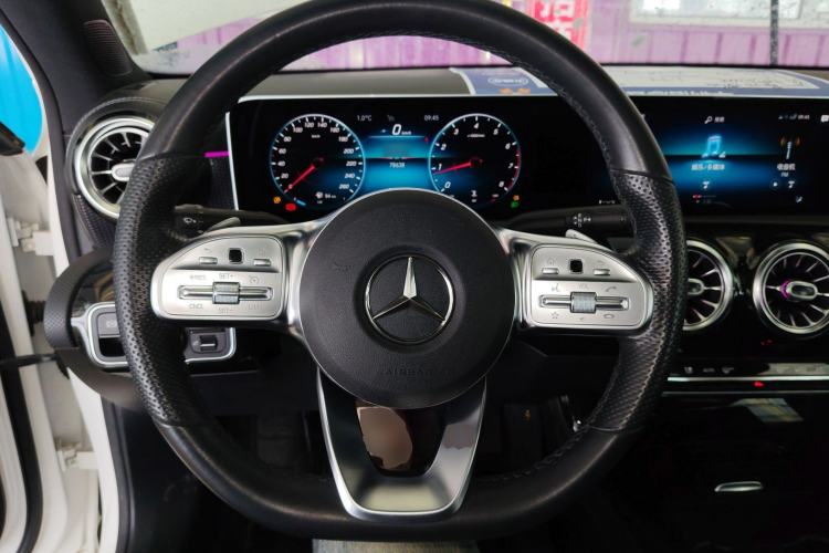 Used Mercedes-Benz A-Class 2020 Restyled A 200 L Sport Sedan Fashion Version