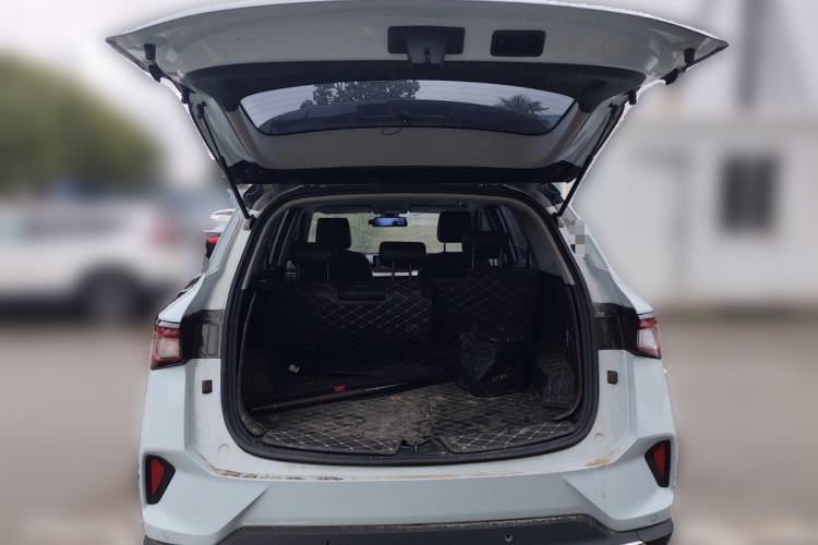 Used Wuling Asta 2022 2.0L DHT Electric-Speed Version