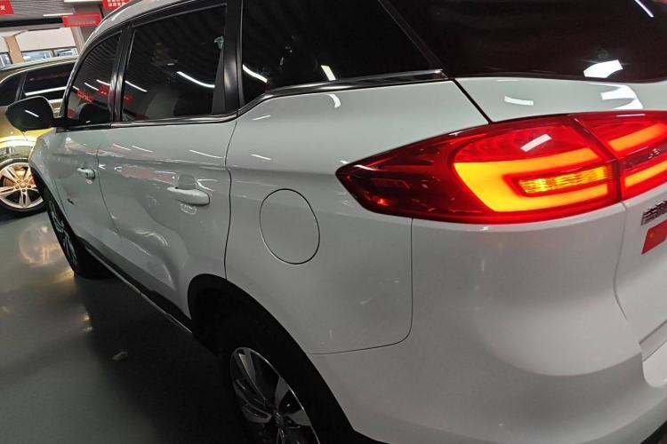 Used Geely Auto Emgrand X7 Sport 2016 1.8TD Automatic ZhiZun Version