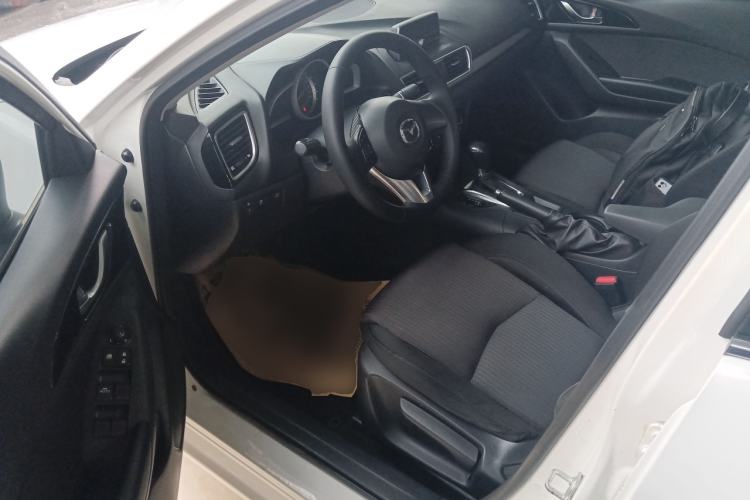 Used Mazda Mazda 3 Axela 2014 Sedan 1.5L Automatic Comfort Model