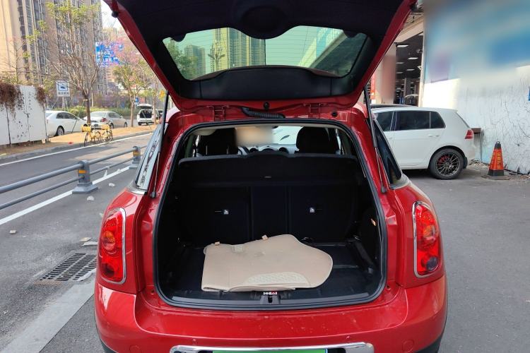 Used  Countryman 2011 1.6L ONE
