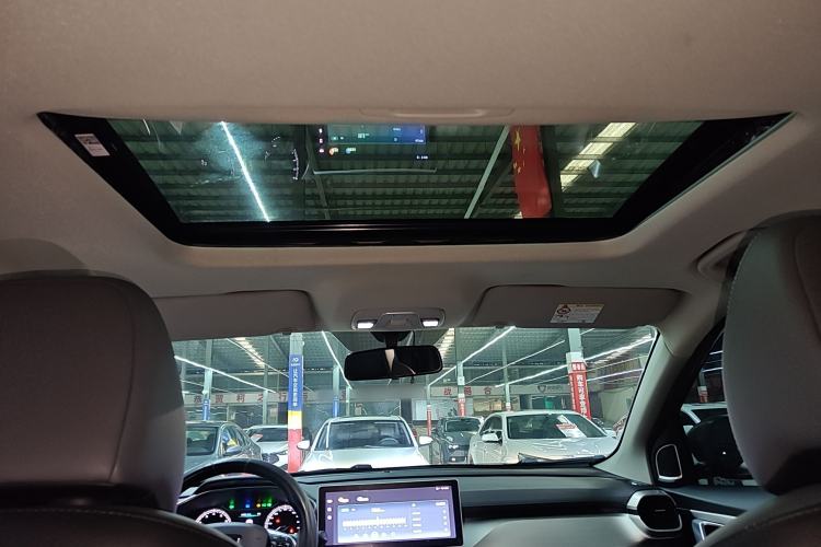 Used Geely Auto Coolray 2023 1.5T DCT Platinum Edition
