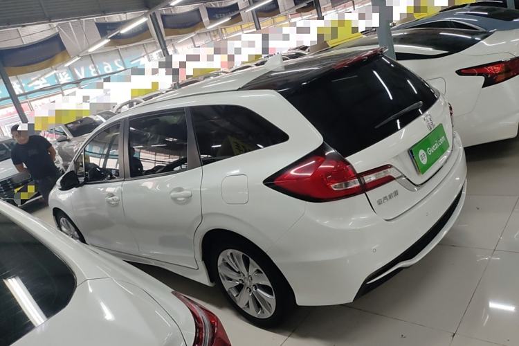 Used Honda Jade 2017 1.8L automatic Comfort version 5 seats
