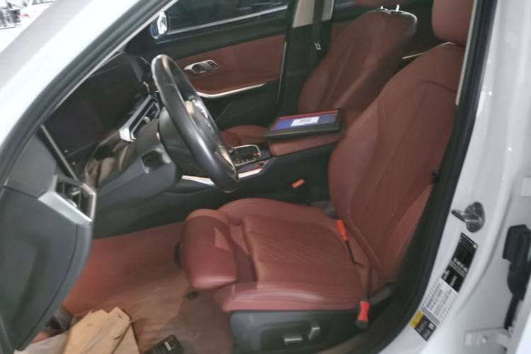 Used BMW i3 2022 eDrive 35 L
