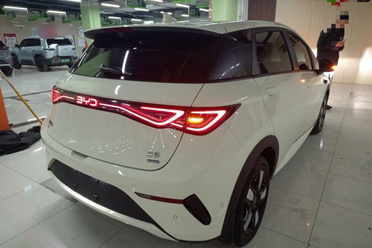 Used BYD Dolphin 2025 Intelligent Driving Version 410 km Fashion Edition
