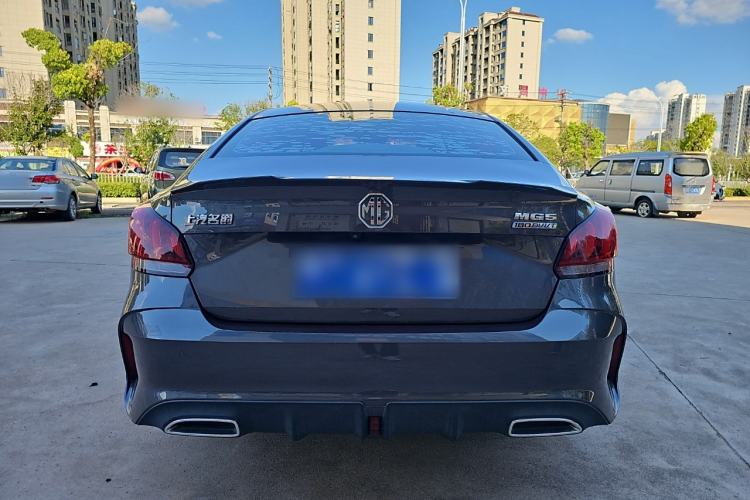 Used MG 5 2021 180 DVVT CVT Youth Luxury Edition
