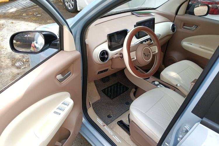 Used Wuling Hongguang MINIEV 2025 Four-Door Version Advanced Edition
