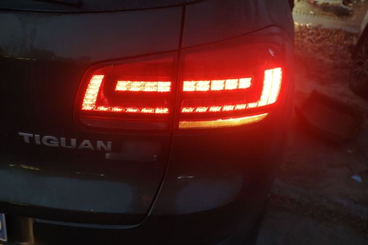 Used Volkswagen Tiguan 2015 1.8TSI Automatic All-Wheel-Drive Luxury Model
