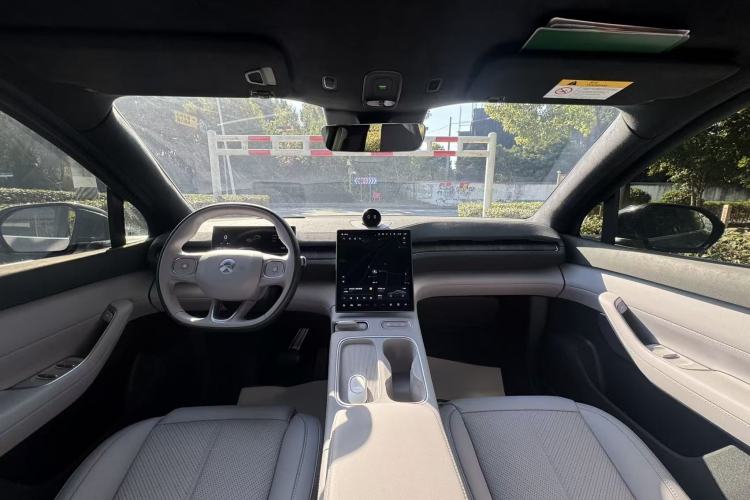 Used Nio EC6 2023 75 kWh
