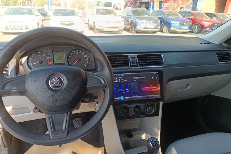 Used Skoda Rapid 2016 1.6L Manual Trend Edition
